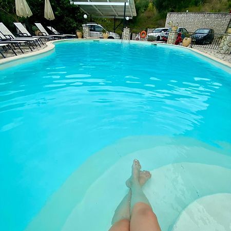 Villa Dorita Luxury Apartments Parga Bagian luar foto